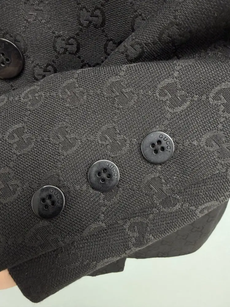 Gucci A jacket female — Photo 5