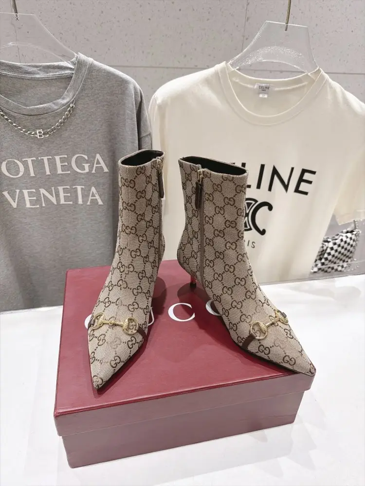 Gucci — Ankle boots Bombshell from sharp the toe and high heel