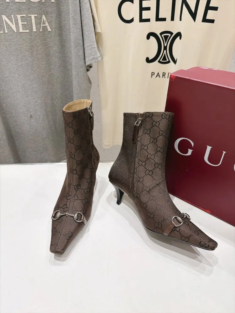 Gucci — Ankle boots Bombshell from sharp the toe and high heel