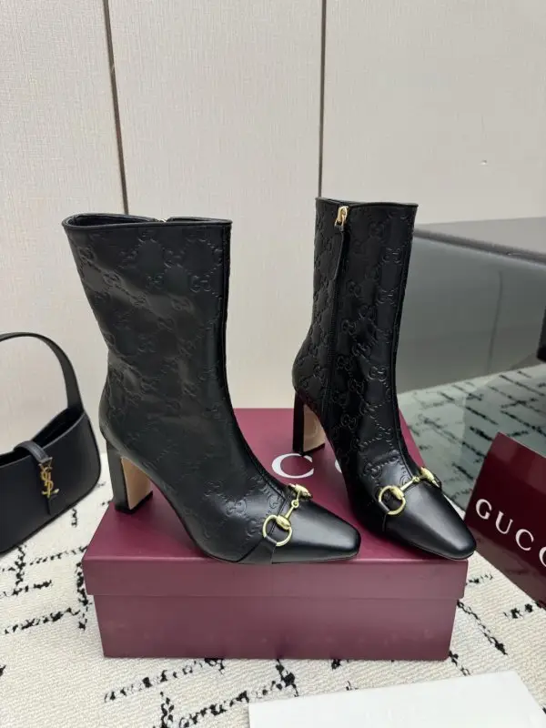 Gucci — Ankle boots
