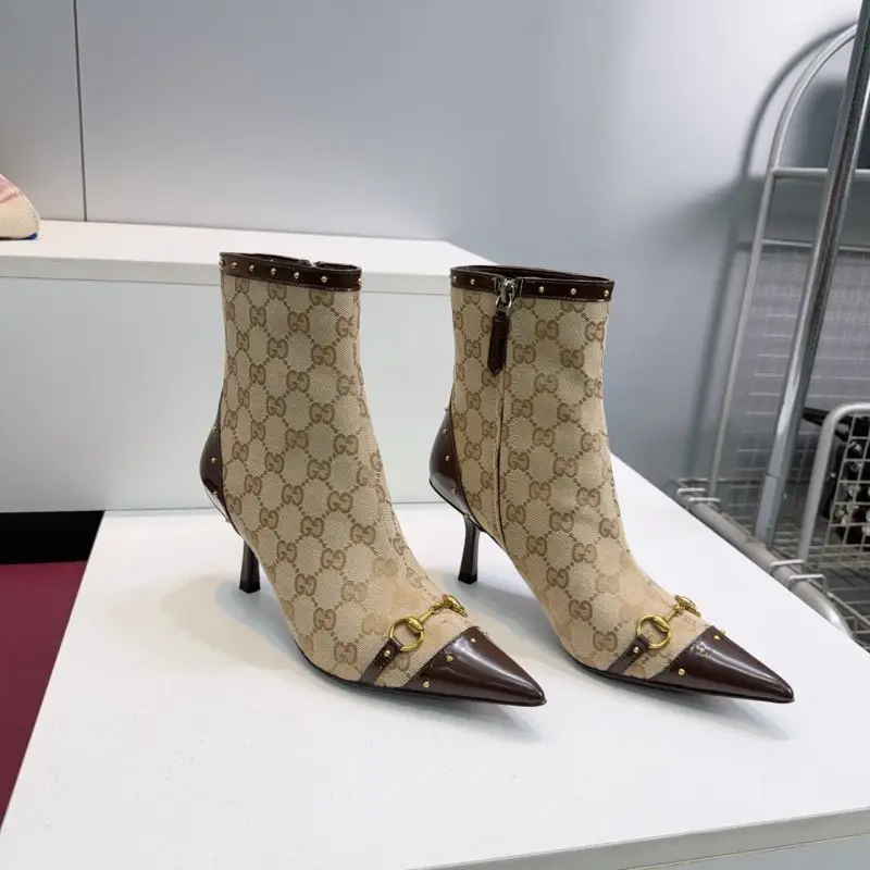 Gucci — Ankle boots