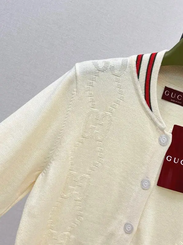 Gucci Cardigan female — Photo 3