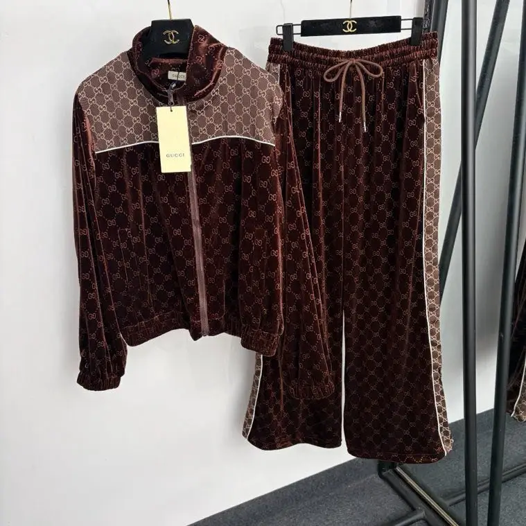 Gucci — Костюм жіночий