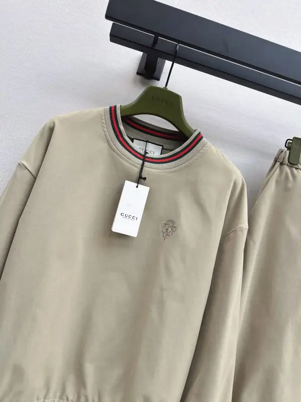 Gucci Costume female — Photo 3
