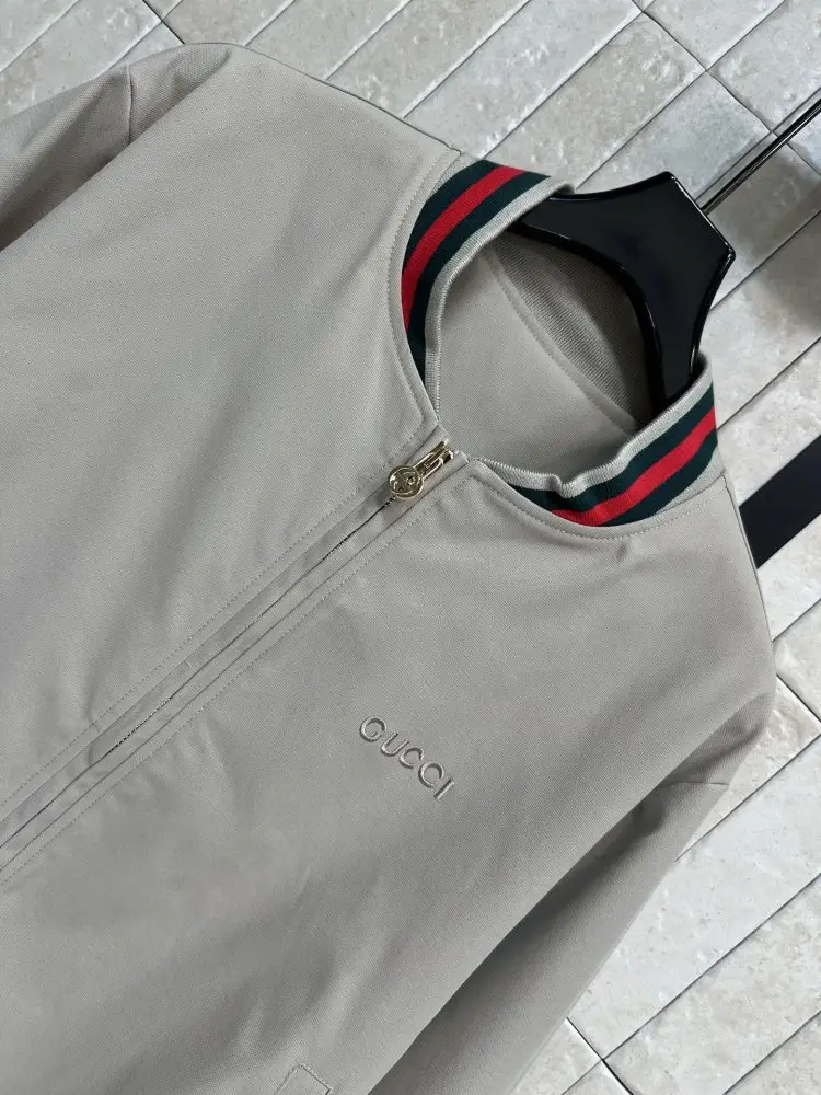 Gucci Costume female — Photo 3