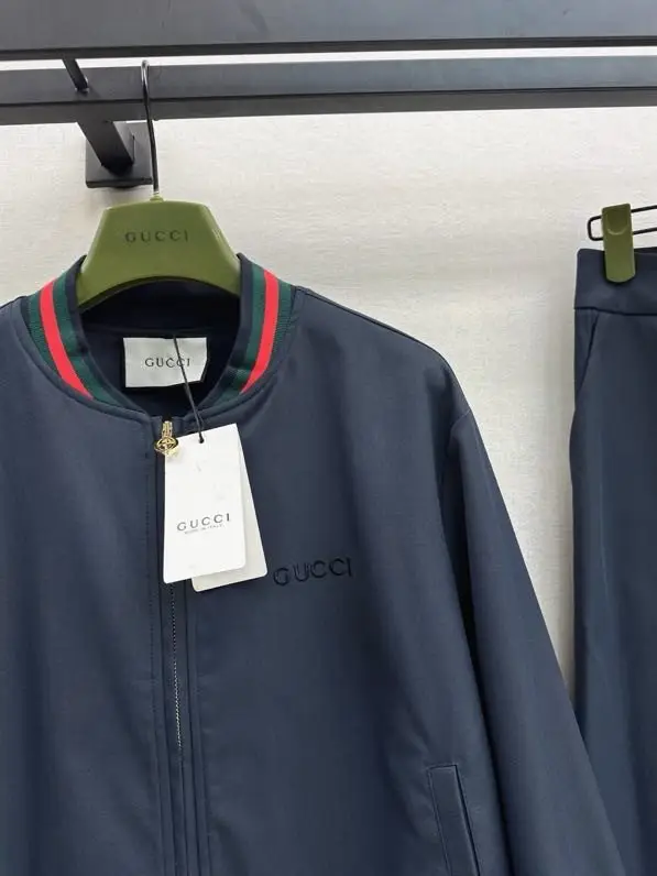Gucci Костюм женский — Фото 4