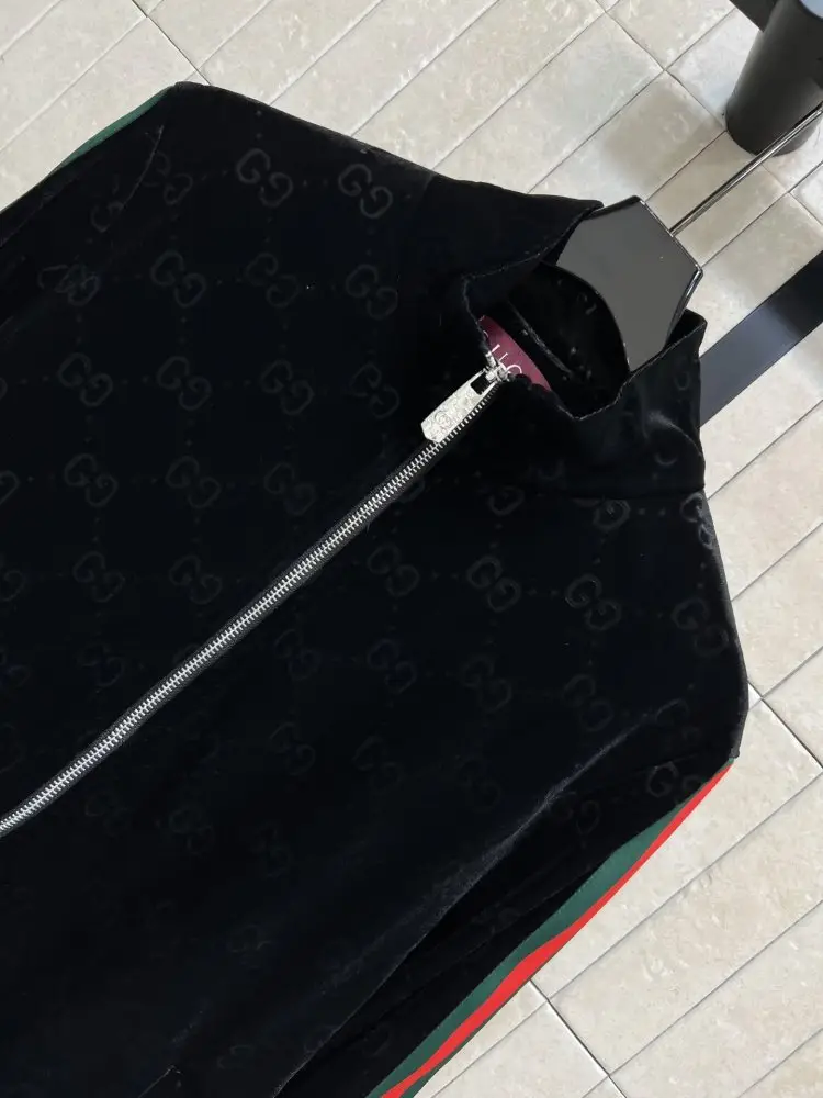 Gucci Костюм женский — Фото 4