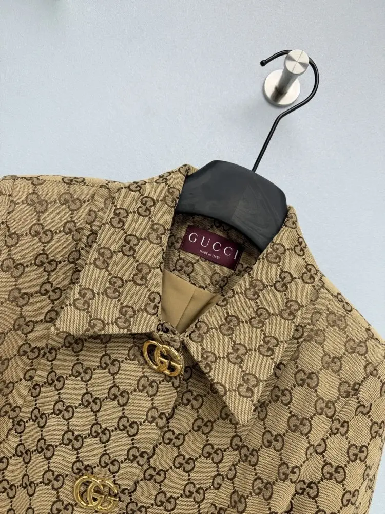 Gucci Куртка джинсовая женская — Фото 2