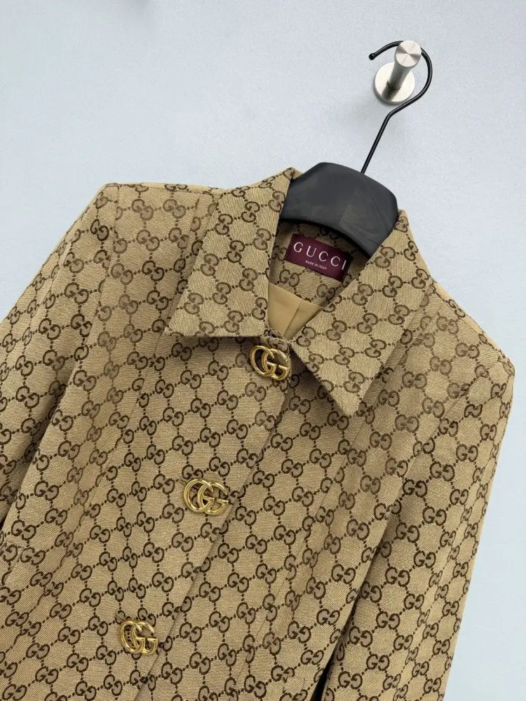 Gucci Куртка джинсовая женская — Фото 3
