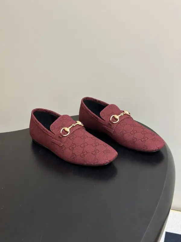 Gucci Лоферы women's from buckle Horsebit — Photo 2