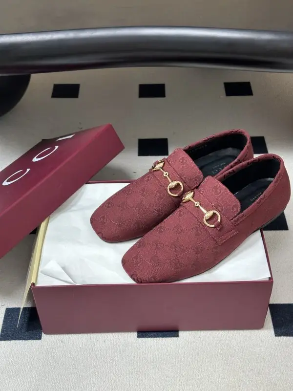Gucci Лоферы women's from buckle Horsebit — Photo 5