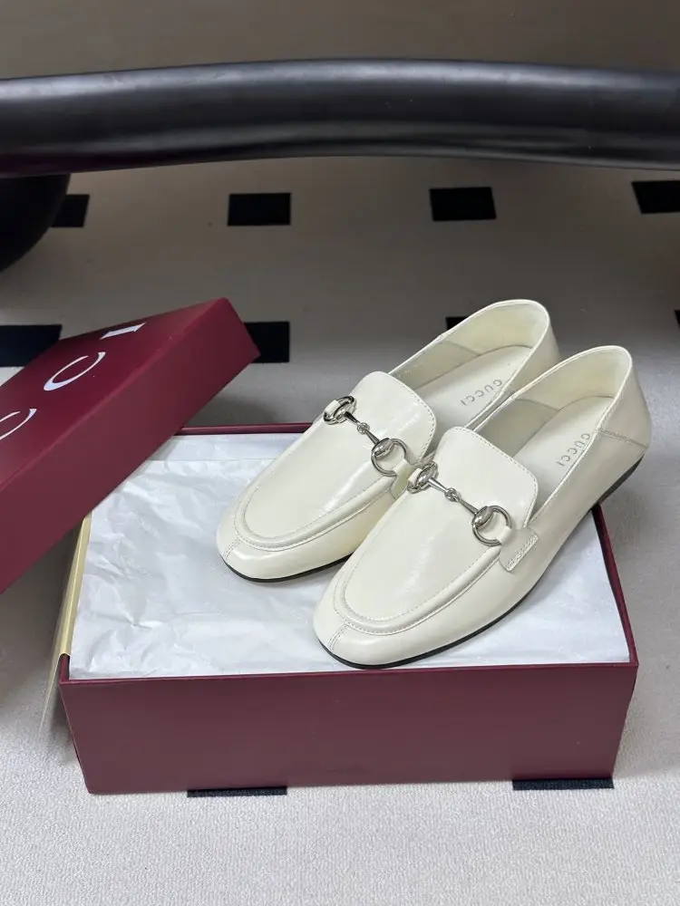 Gucci Лоферы женские — Фото 3