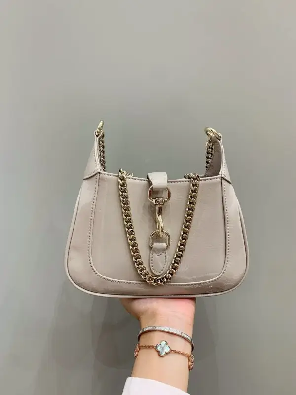 Gucci — Мини-сумка Jackie Notte 19 см