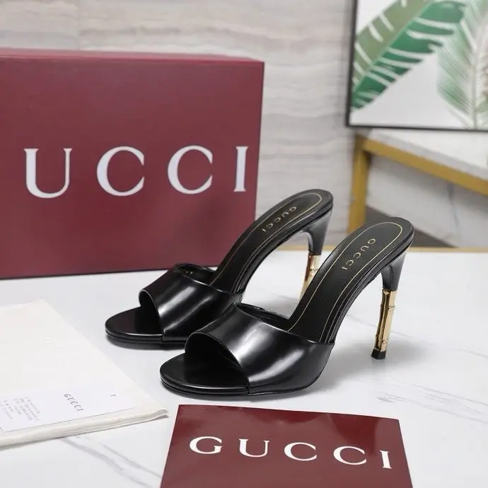Gucci — Босоніжки