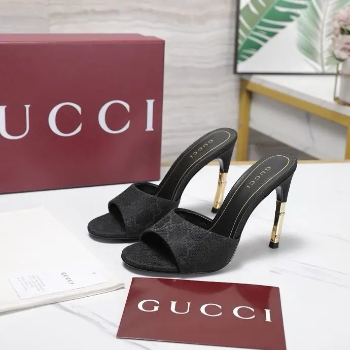 Gucci — Босоніжки