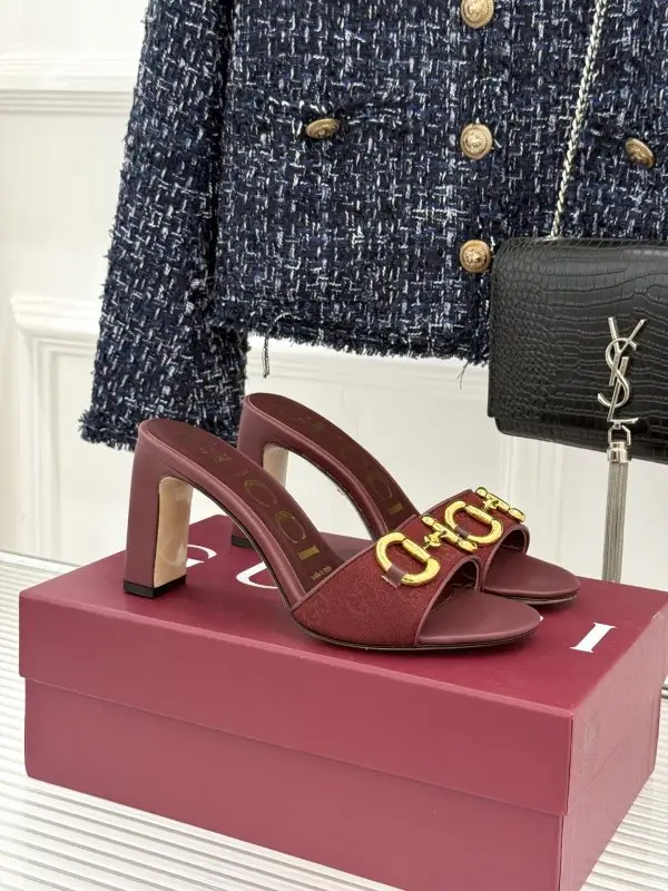 Gucci — Босоніжки