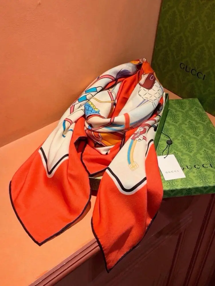 Gucci Шарф из кашемира — Фото 4