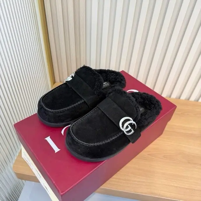 Gucci — Щлепанцы