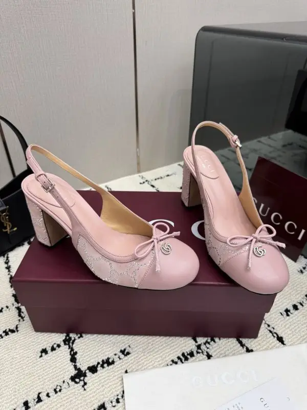 Gucci Туфлі Horsebit на підборах — Фото 1