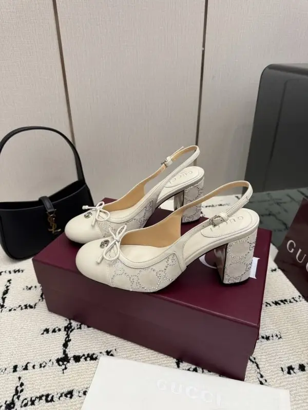 Gucci Туфли Horsebit на каблуке — Фото 4