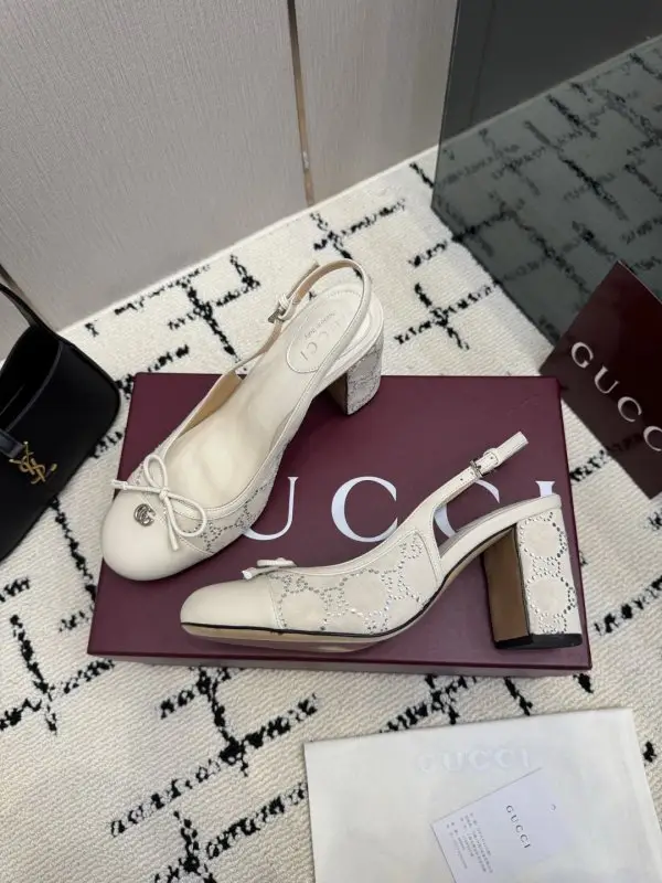 Gucci Туфли Horsebit на каблуке — Фото 5