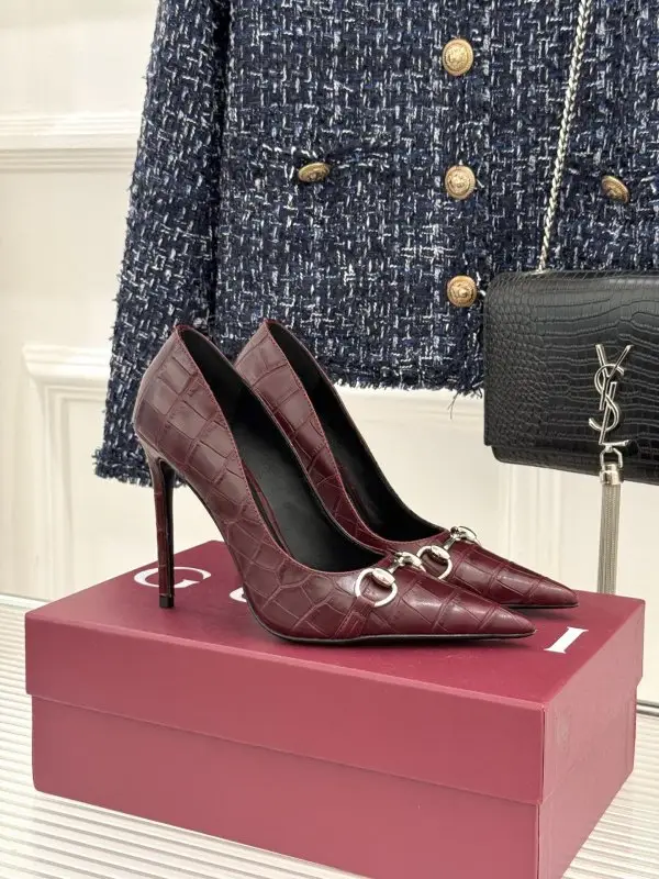 Gucci — Туфлі на високому підборах з гострим носком