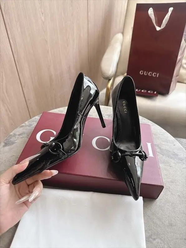 Gucci — Туфлі Primavera