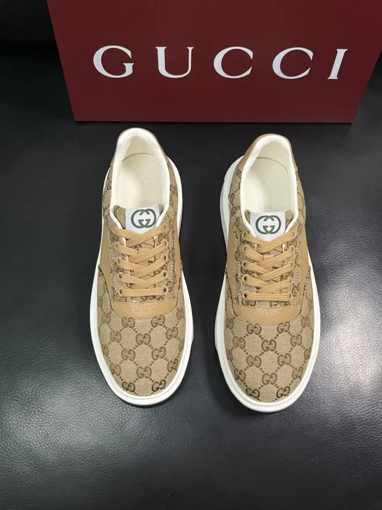 Gucci Кросівки чоловічі — Фото 3
