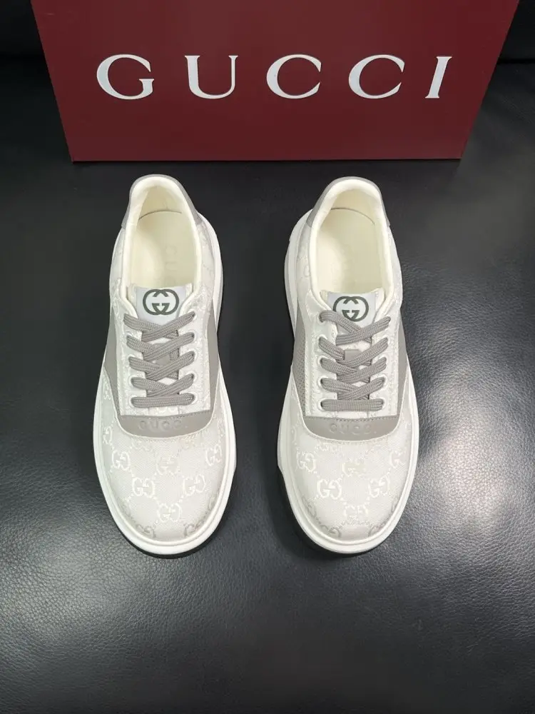 Gucci Кросівки чоловічі — Фото 3