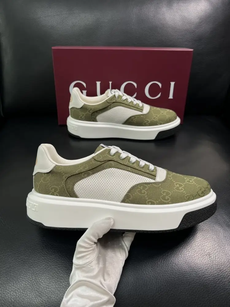 Gucci Кросівки чоловічі — Фото 4