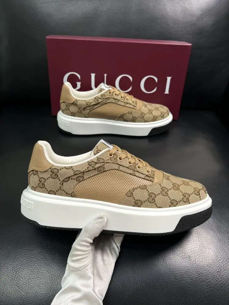 Gucci Кросівки чоловічі — Фото 4