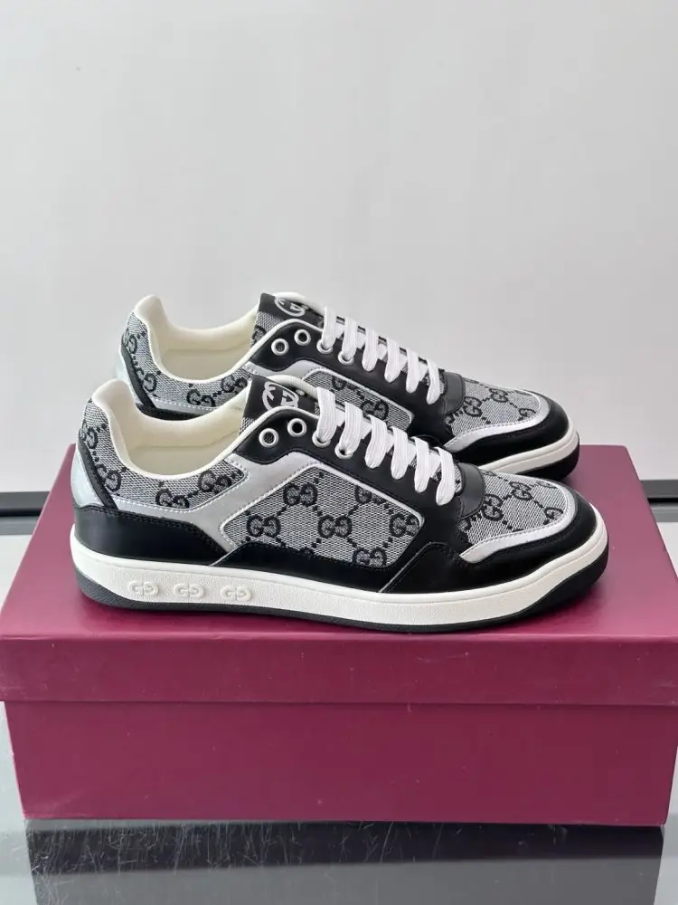 Gucci — Sneakers