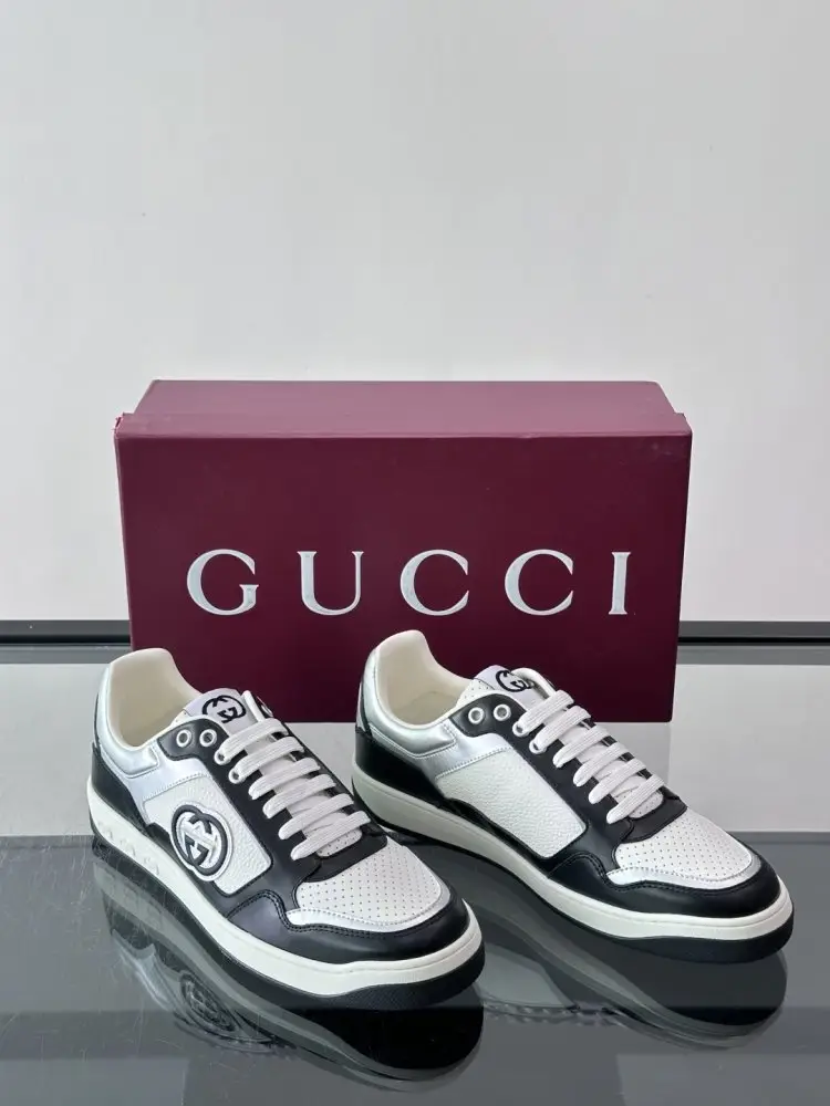 Gucci Sneakers — Photo 5