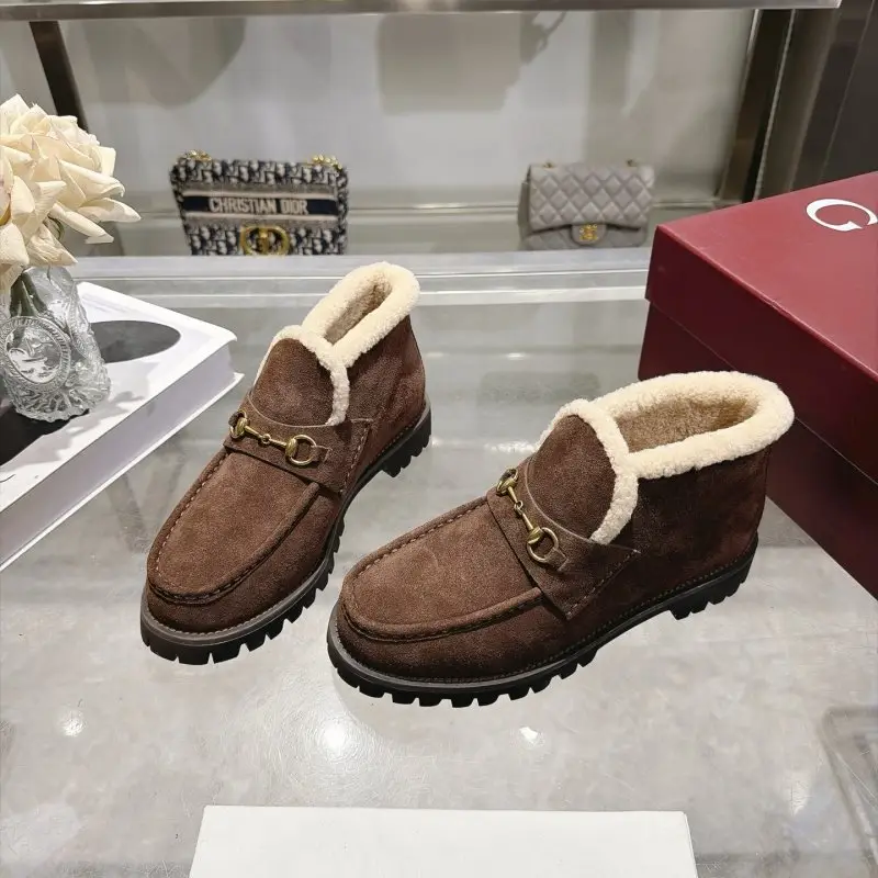 Gucci — Зимние женские замшевые туфли