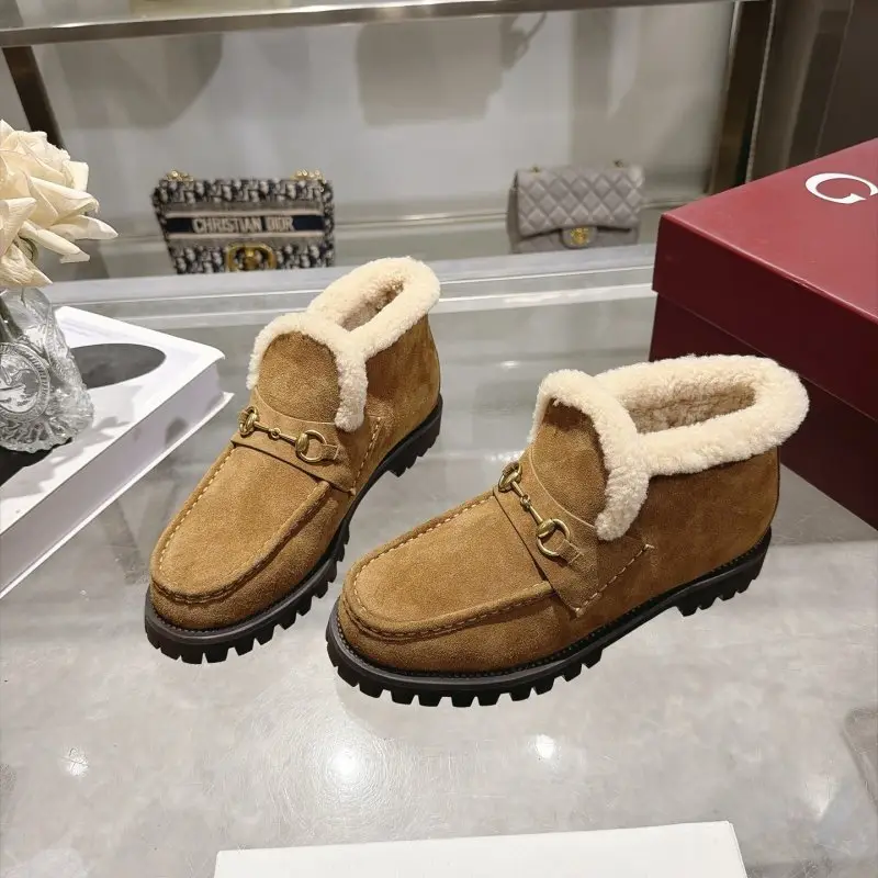 Gucci — Winter women's suede shoes