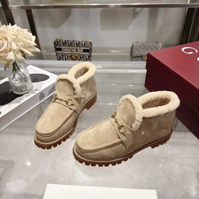 Gucci — Зимние женские замшевые туфли