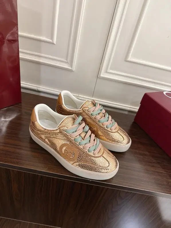 Gucci Жіночі кросівки Gucci Double G — Фото 2