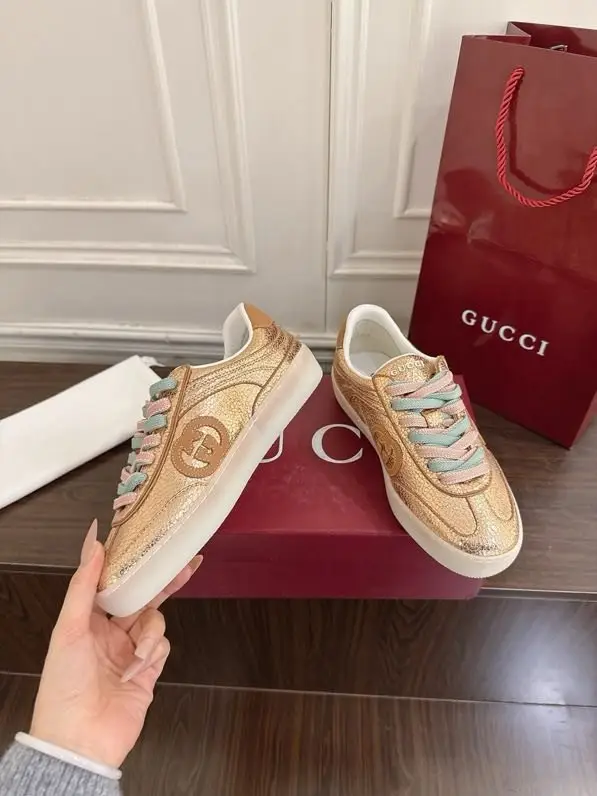 Gucci Жіночі кросівки Gucci Double G — Фото 3