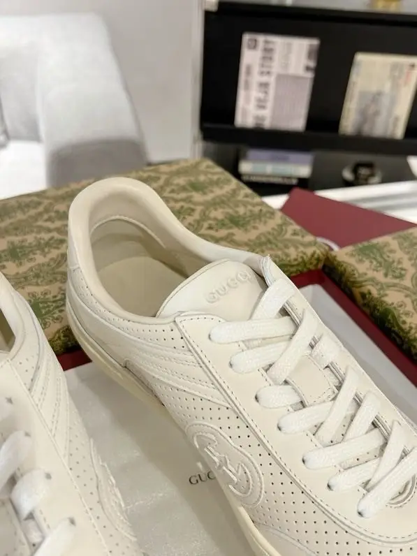 Gucci Women's sneakers Gucci Double G — Photo 5