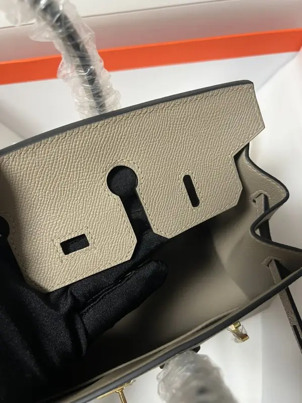 Hermes A bag Birkin 25 cm at skin Epsom — Photo 5
