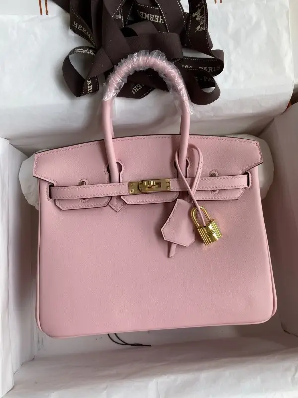Hermes — A bag Birkin 25 of skin Swift
