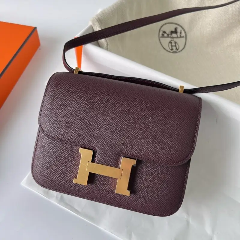 Hermes — Сумка Constance 19 см в шкірі Epsom