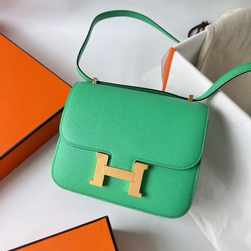 Hermes — Сумка Constance 19 см в шкірі Epsom