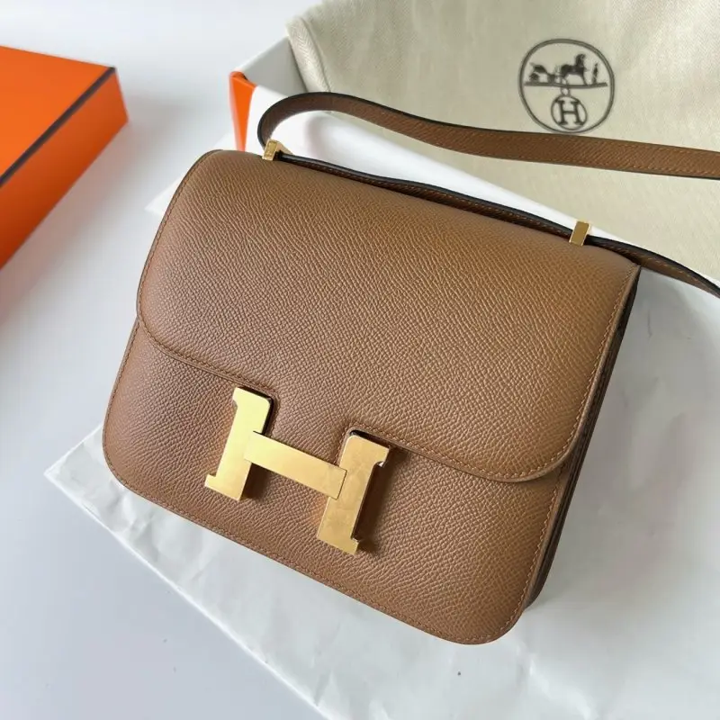 Hermes — Сумка Constance 19 см в шкірі Epsom