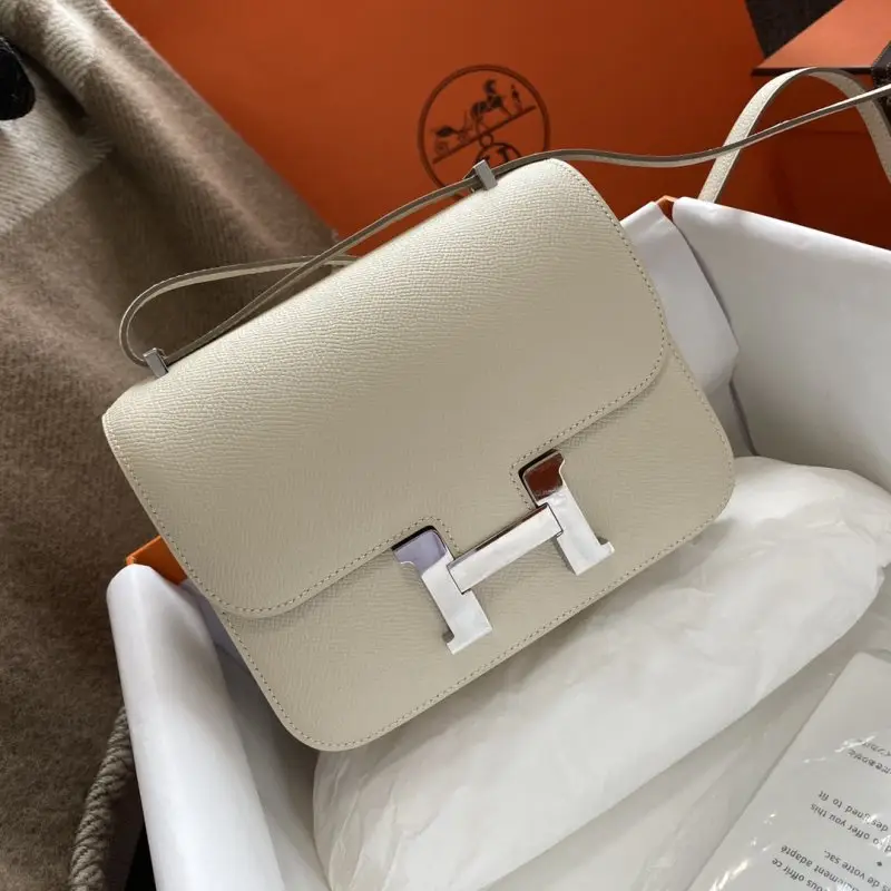 Hermes — A bag Constance 19 cm at skin Epsom