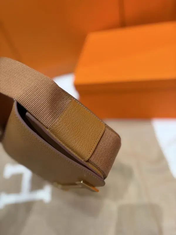 Hermes A bag Hermès Geta 20 cm of goat skin — Photo 4