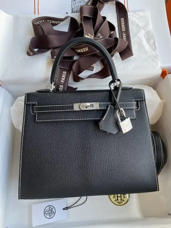 Hermes — Сумка Kelly 25 из козьей кожи