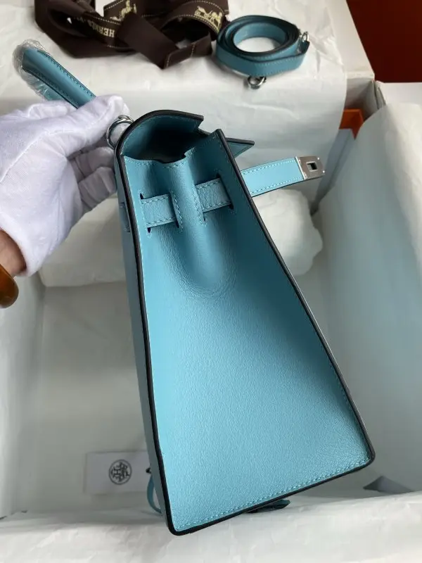 Hermes A bag Kelly 28 of skin Swift — Photo 5