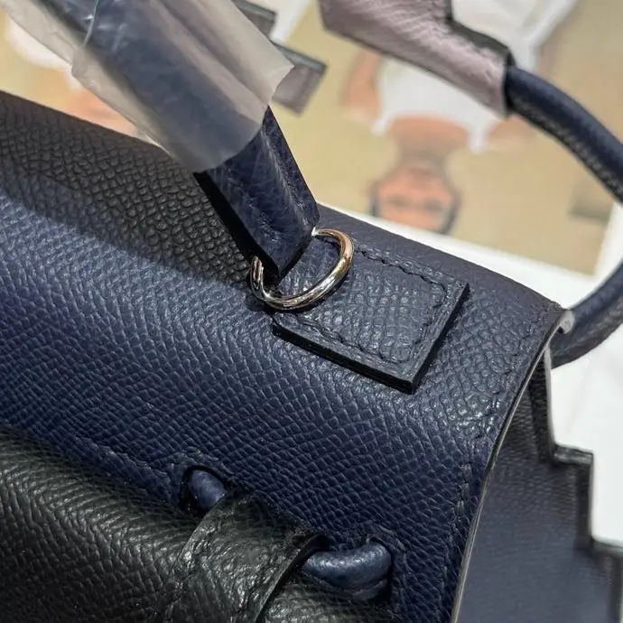 Hermes A bag Kelly Doll 20 cm at skin Epsom — Photo 2