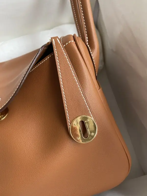 Hermes A bag Lindy 26 cm of skin Swift — Photo 3